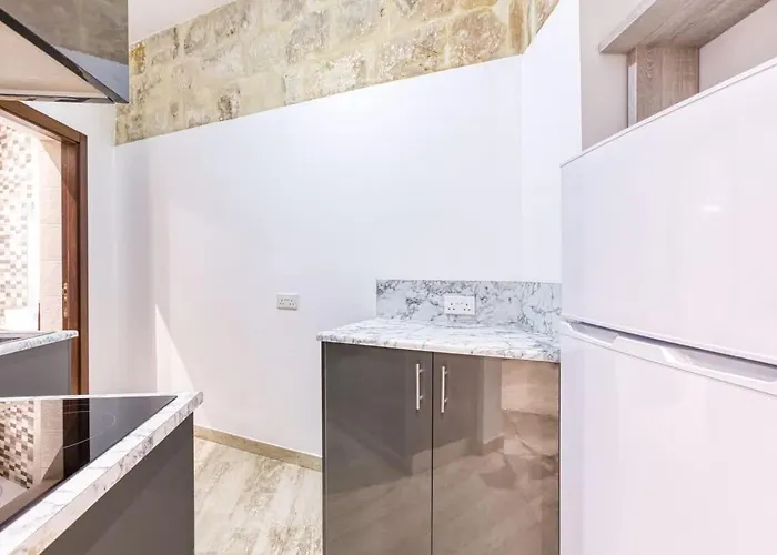 Retreat In The Heart Of Qormi Village