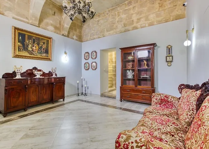 Retreat In The Heart Of Qormi Village Santa Vennera
